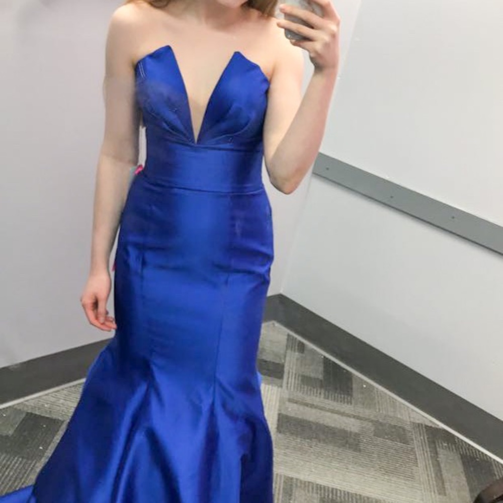 Prom Dress - Picture 2 of 2